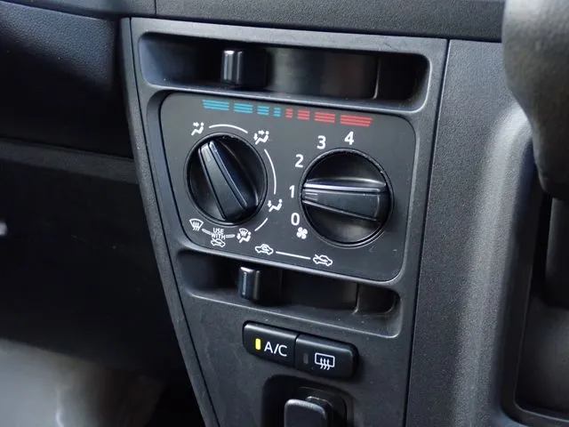 ダイハツ ハイゼットカーゴ