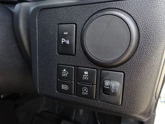 ダイハツ　ミラ　イース