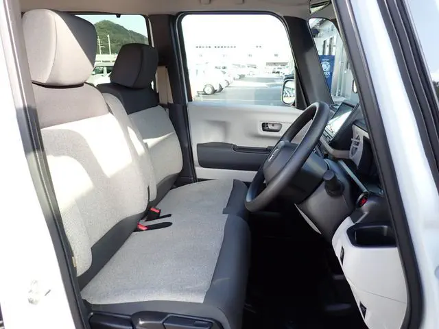 ホンダ　Ｎ　ＢＯＸ