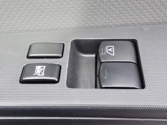 ニッサン　ＡＤ