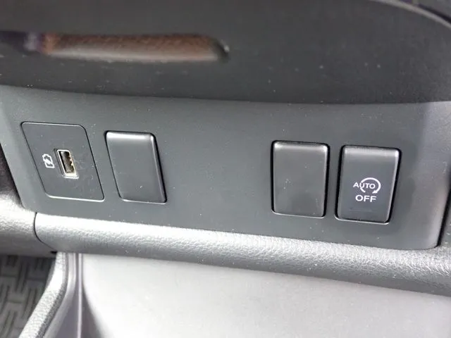 ニッサン　ＡＤ