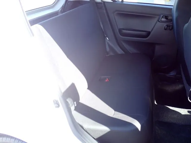 ミラ　イース（ダイハツ）の車両写真