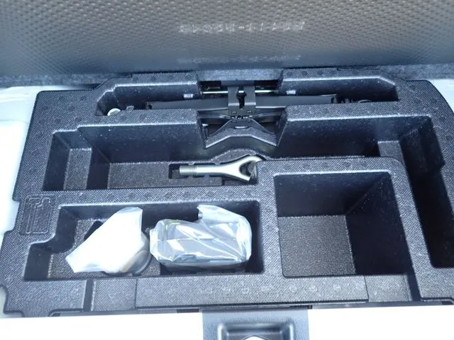 ミラ　イース（ダイハツ）の車両写真