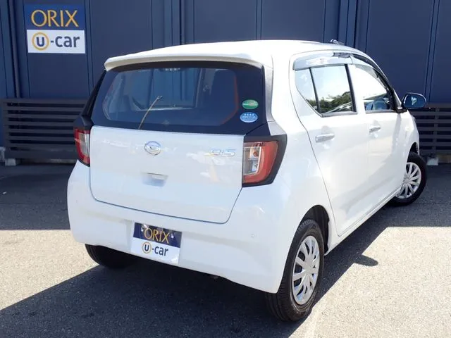 ミラ　イース（ダイハツ）の車両写真