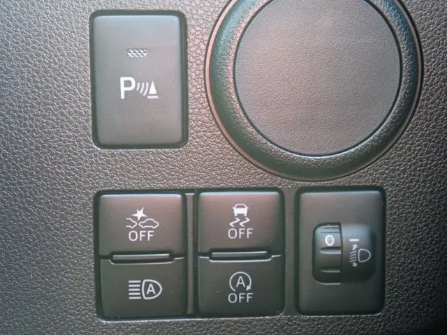 ミラ　イース（ダイハツ）の車両写真