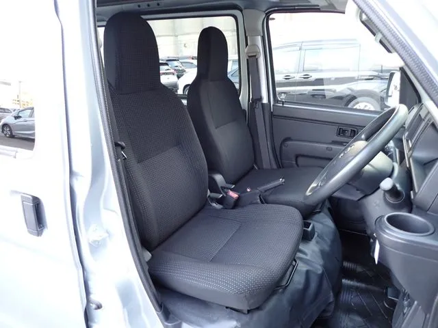 ハイゼットカーゴ（ダイハツ）の車両写真