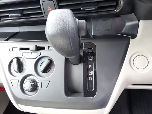 ニッサン　ルークス