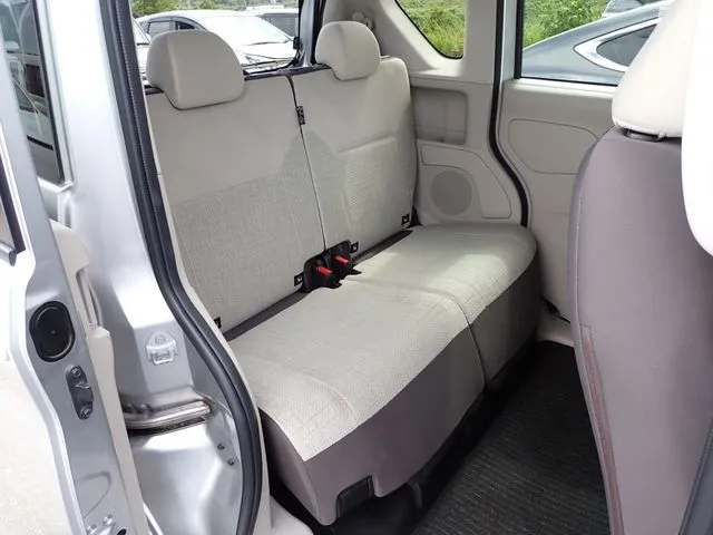 ニッサン　ルークス