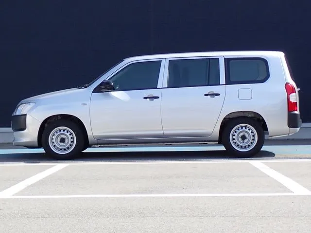 トヨタ プロボックスバン 2WD