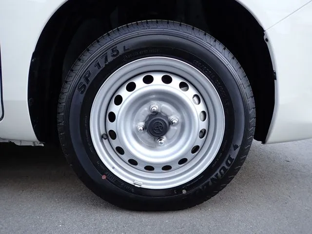 プロボックスバン ハイブリッド(トヨタ)の車両写真