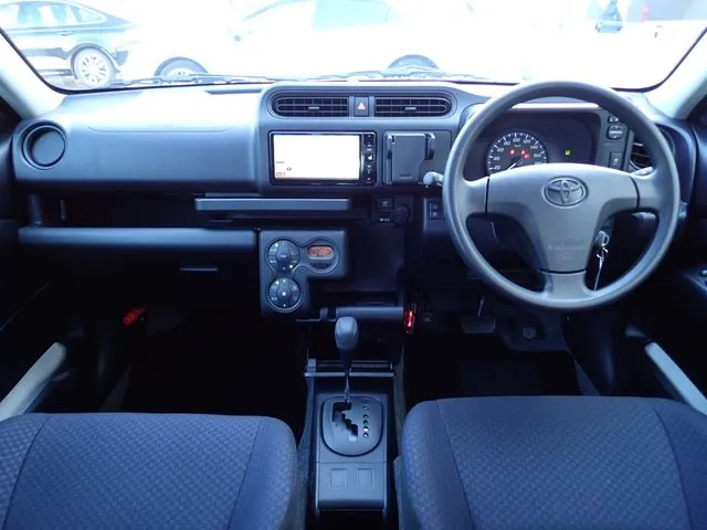 プロボックスバン ハイブリッド(トヨタ)の車両写真