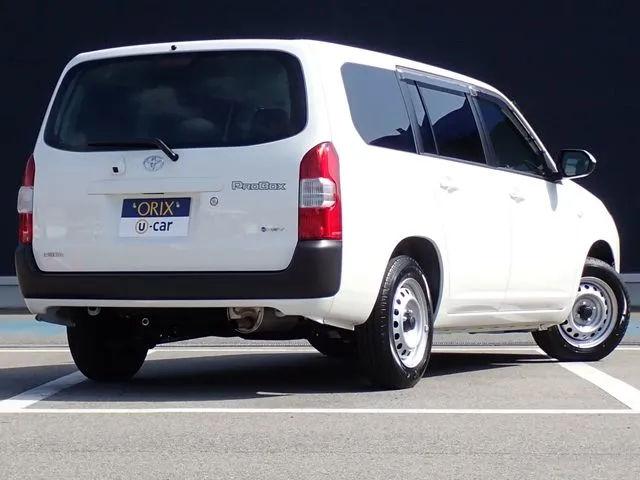 プロボックスバン ハイブリッド(トヨタ)の車両写真