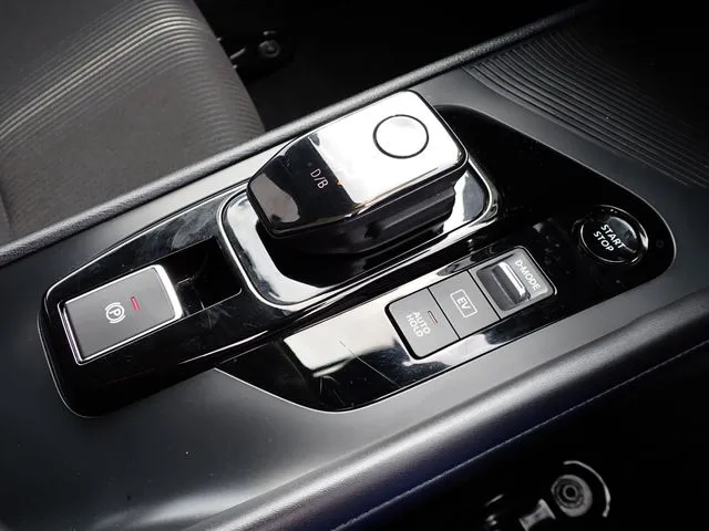 ノート（ニッサン）の車両写真