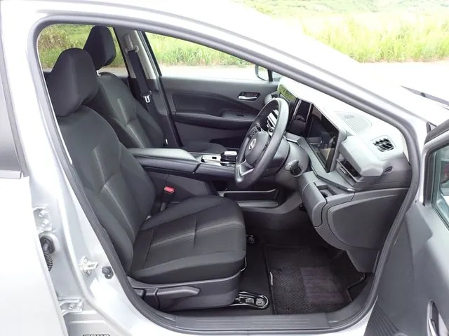 ノート（ニッサン）の車両写真