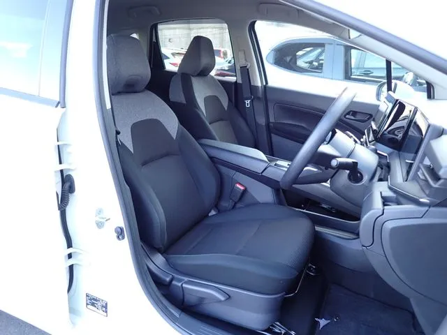 ノート（ニッサン）の車両写真