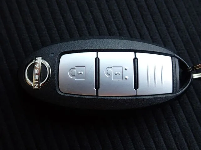 ノート（ニッサン）の車両写真