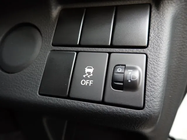 スズキ アルト 4WD