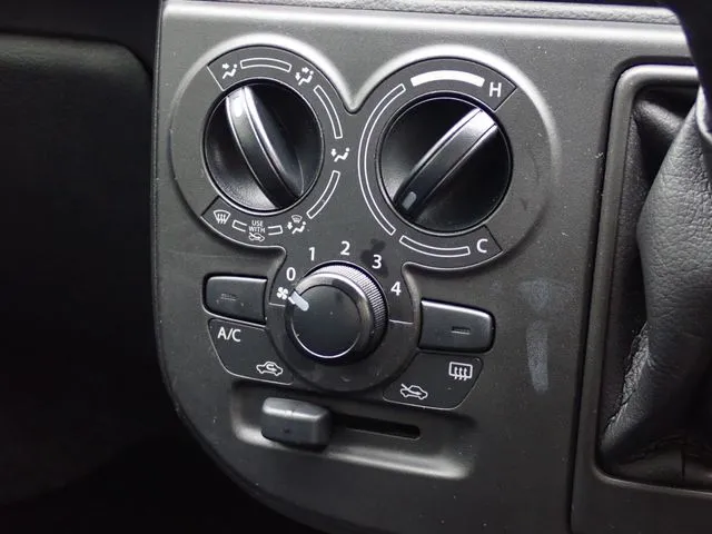 スズキ アルト 4WD