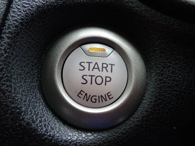 ノート(ニッサン)の車両写真