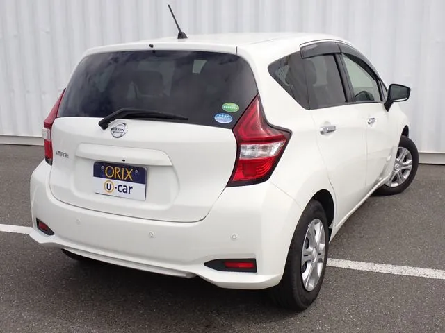 ノート(ニッサン)の車両写真