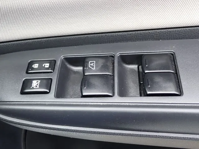 ノート(ニッサン)の車両写真