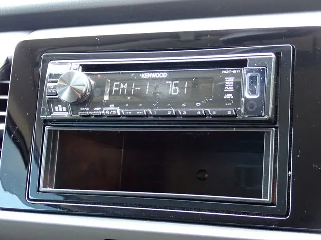 フィット　ｅ：ＨＥＶ（ホンダ）の車両写真