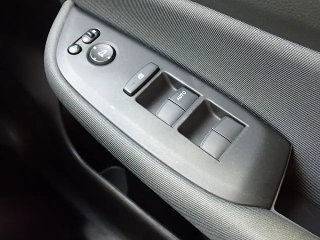 フィット　ｅ：ＨＥＶ（ホンダ）の車両写真