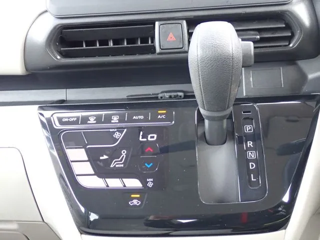 ルークス（ニッサン）の車両写真