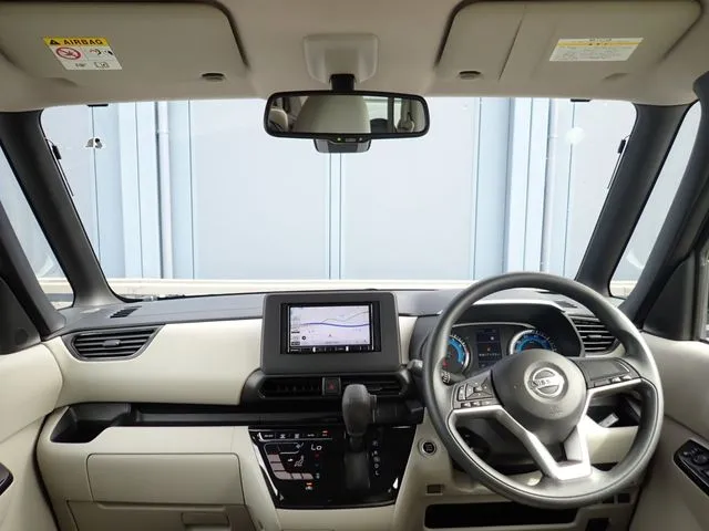 ルークス（ニッサン）の車両写真