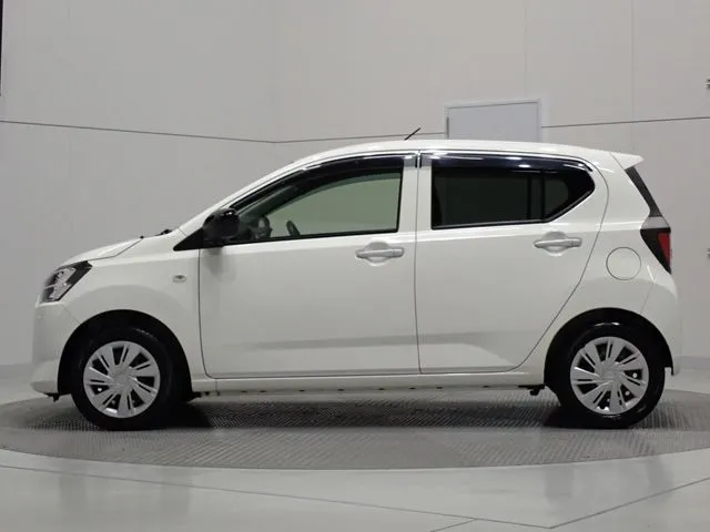 ダイハツ ミラ イース