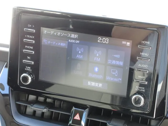 トヨタ　カローラ　ツーリング　ハイブリッド４ＷＤ