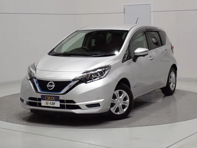 ニッサン　ノート