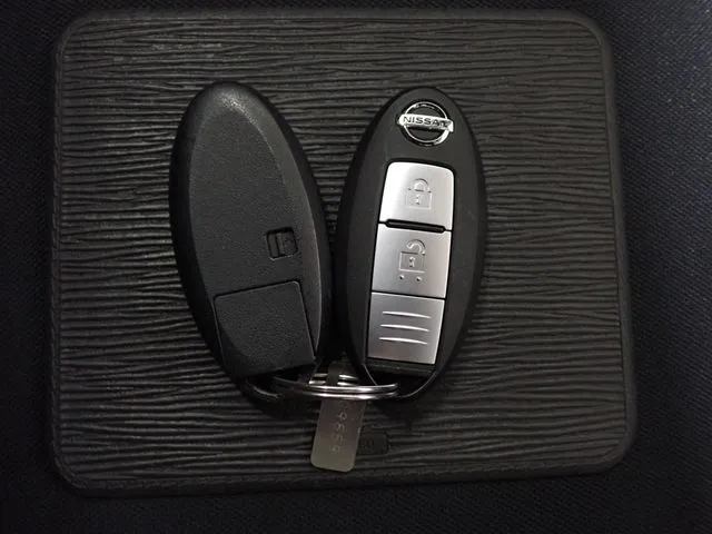 ニッサン　ノート