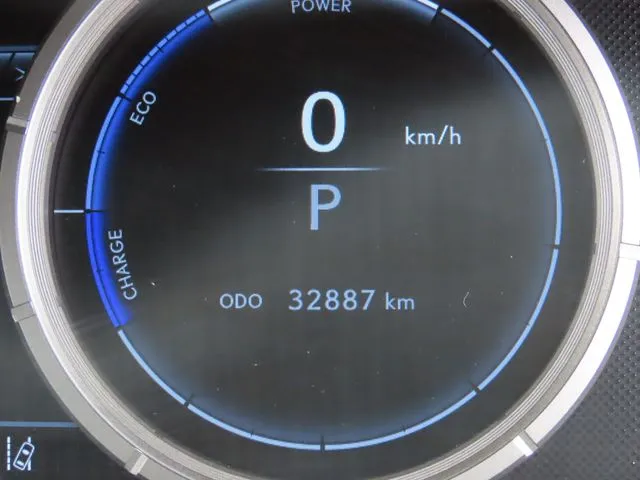 レクサス　ＲＸ４５０ｈ　ＡＷＤ（トヨタ）の車両写真