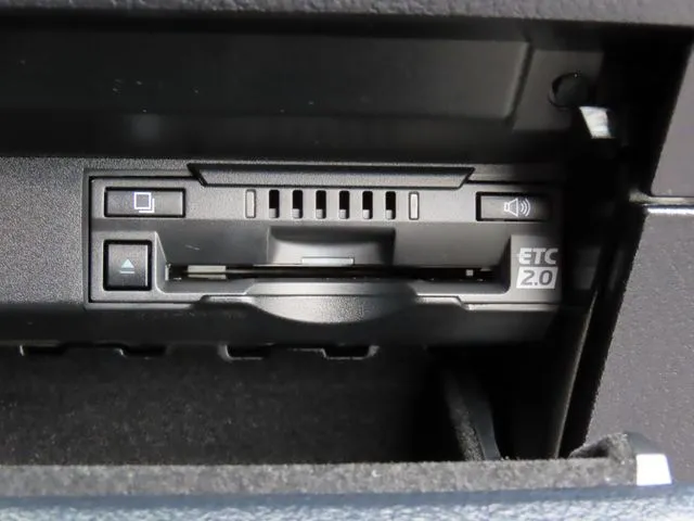 レクサス　ＲＸ４５０ｈ　ＡＷＤ（トヨタ）の車両写真