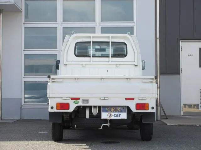 キャリイトラック　４ＷＤ（スズキ）の車両写真