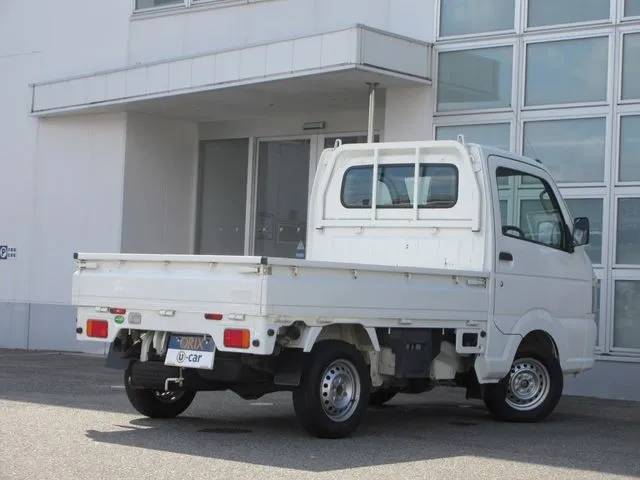 キャリイトラック　４ＷＤ（スズキ）の車両写真