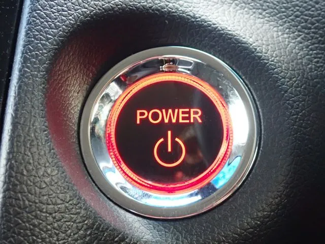 シャトル　ハイブリッド（ホンダ）の車両写真