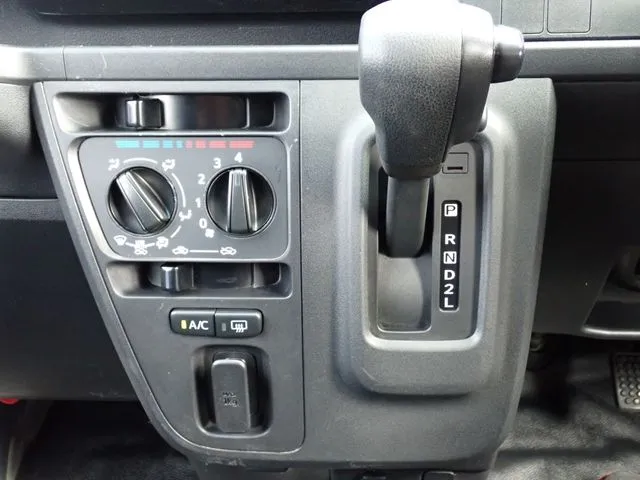 ハイゼットカーゴ(ダイハツ)の車両写真