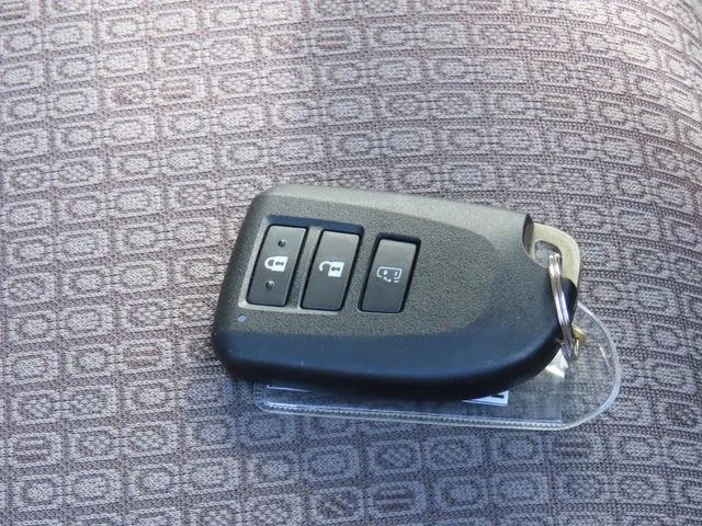 トヨタ　スペイド