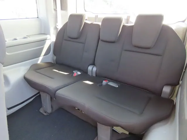 ステップワゴン（ホンダ）の車両写真