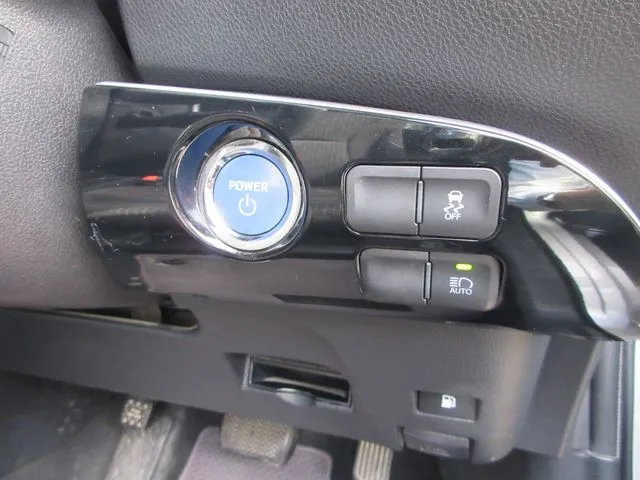 プリウス(トヨタ)の車両写真