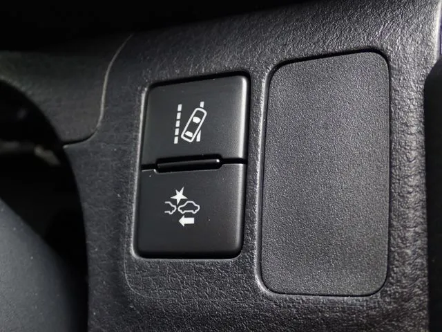 サクシードバン　２ＷＤ（トヨタ）の車両写真