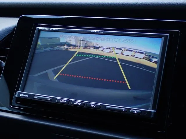 フィット　ｅ：ＨＥＶ　４ＷＤ（ホンダ）の車両写真