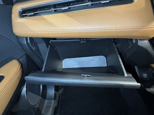 ヴェゼル　ハイブリッド（ホンダ）の車両写真