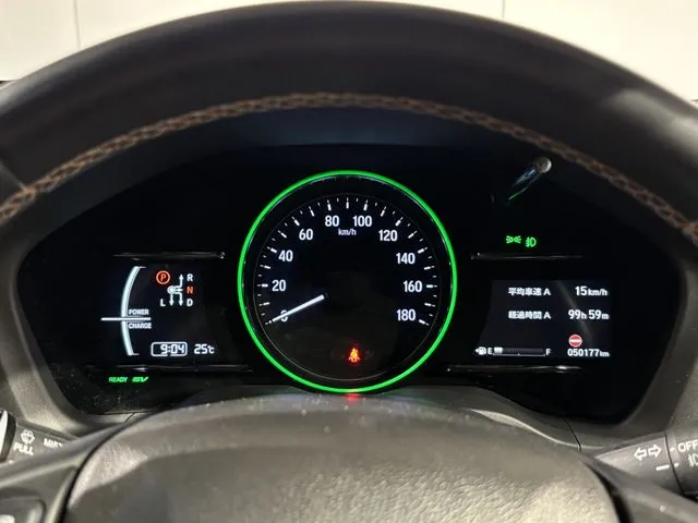 ヴェゼル　ハイブリッド（ホンダ）の車両写真