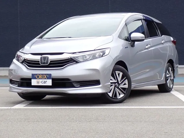 ホンダ　シャトル　ハイブリッド