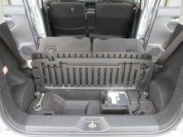 ムーヴ　４ＷＤ（ダイハツ）の車両写真