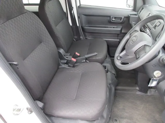 ハイゼットカーゴ　４ＷＤ（ダイハツ）の車両写真