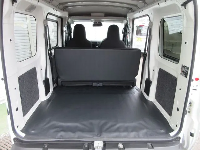 ハイゼットカーゴ　４ＷＤ（ダイハツ）の車両写真